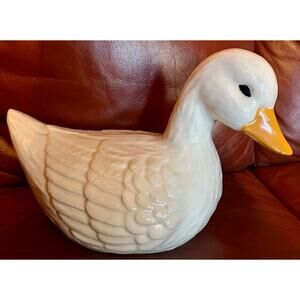 Vintage Goose Ceramic Figurine 9"x12"